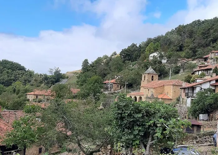 Nuestra Casa De Luriezo Сasa de vacaciones *